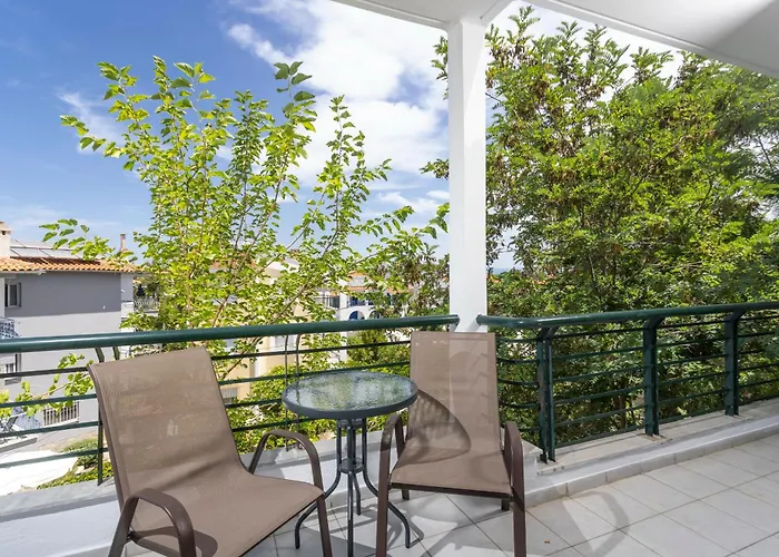 Amadeo Apartments